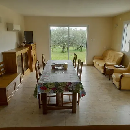 Maison A La Campagne * Volx